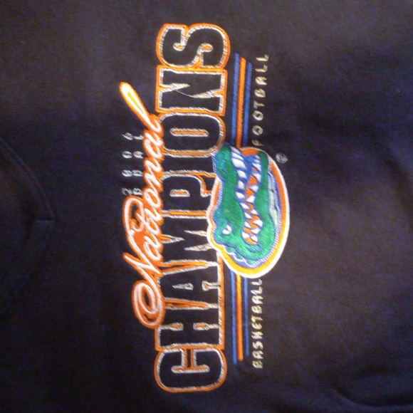 Ladies XXL 2006 vintage gators dual champions short sleeve tee - Picture 2 of 4